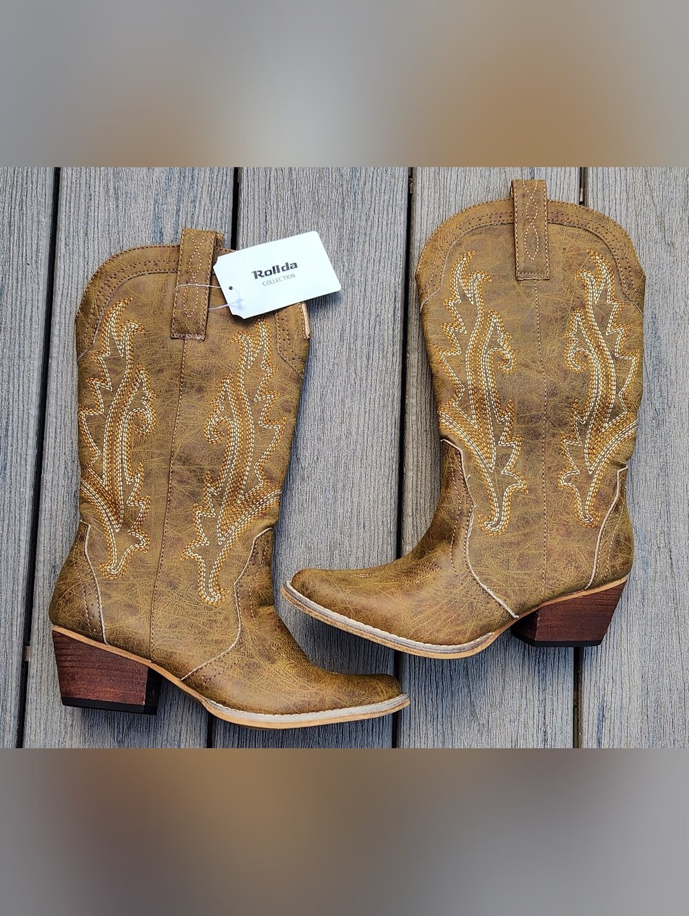 Rollda Olive Tan Embroidered Western Heeled Boots